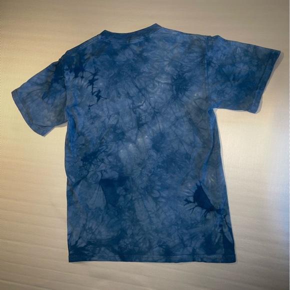 The Mountain Tie Dye Denim look kitten in a pouch Cat shirt size Small - Picture 2 of 6